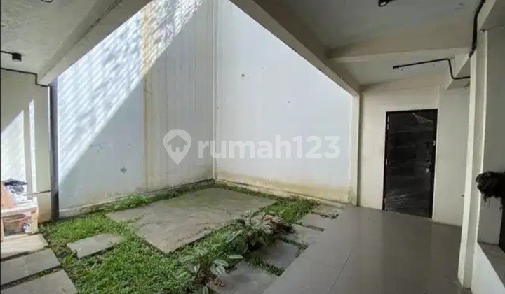 Dijual Disewakan Gedung Strategis di Mainroad Gatot Subroto Lengkong Bandung 2