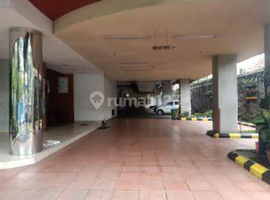 Disewakan Gedung di mainroad jalan Riau lokasi strategis Prime area 2