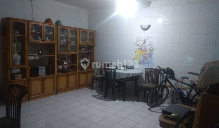 Dijual Rumah 2 Lantai SHM di komplek Cibolerang dekat Caringin 1