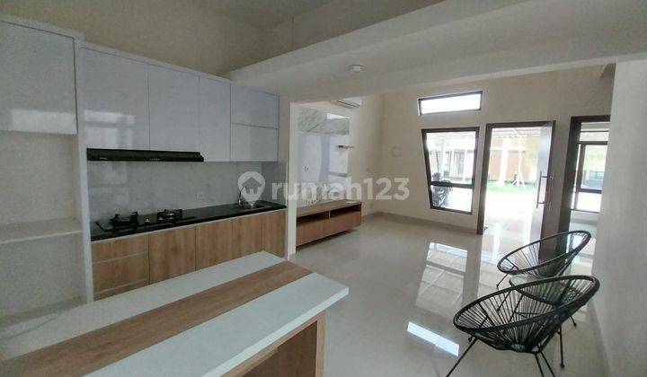 RUMAH FULL FURNISHED 1 LANTAI MASIH BARU BELUM SEMPAT DITINGGALIN 2