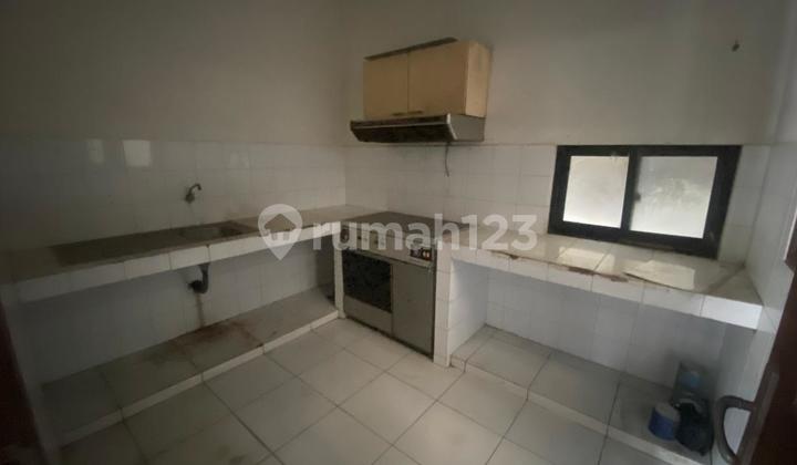 RUMAH SIAP HUNI DI TAMAN HOLIS INDAH