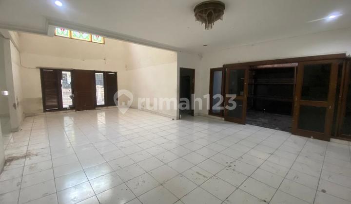 Ready-to-Occupy House in Taman Holis Indah 2
