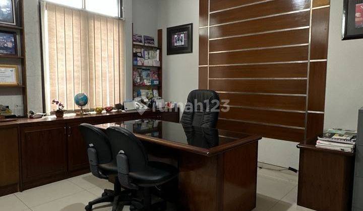 Jual Kantor + Gudang Siap Pakai Di Daerah Industri Holis 2