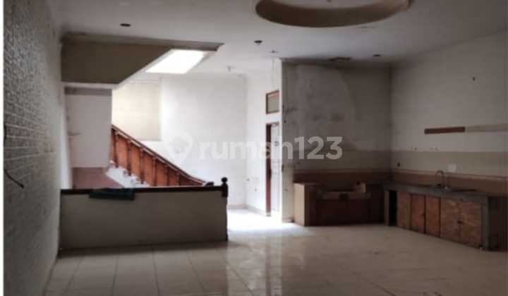 READY-TO-USE SHOPHOUSE IN MARGACINTA 2