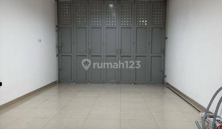 Ruko Tengah Kota Bandung Full Furnished Siap Pakai Ruko Tengah Kota Bandung Full Furnished Siap Pakai