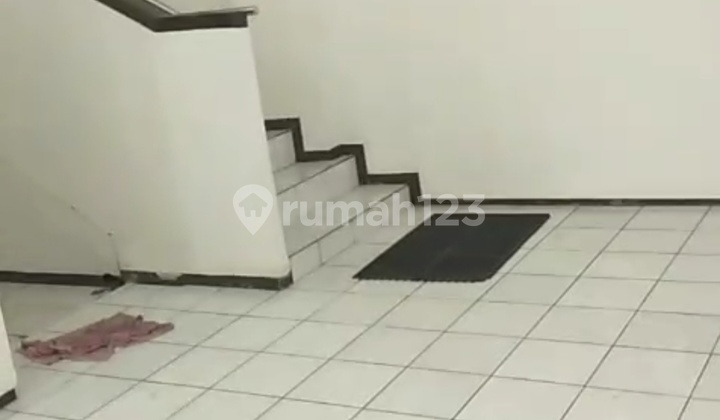 Ready-to-Use Shophouse in Sayap Moh Toha 2