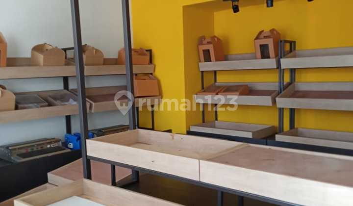 Ready-to-Use 1-Story Shop House in Margacinta 2