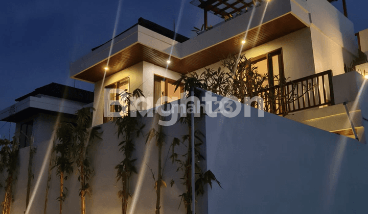 BEAUTIFUL 3- BEDROOM VILLA WITH ROOFTOP AND POOL IN CEMAGI BEACH 1