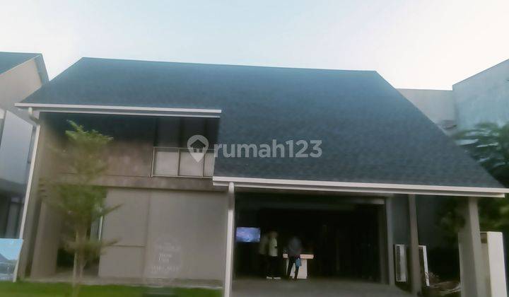 Rumah Mewah  2 Lantai Royal Residence Surabaya  2