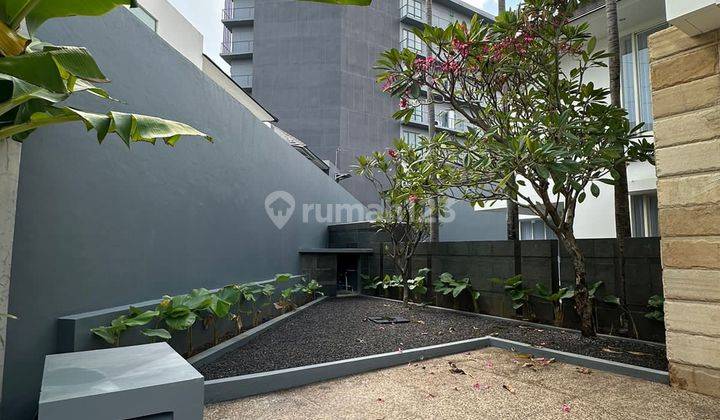 Rumah Mewah Royal Residence Lengkap dengan Private Pooll  2