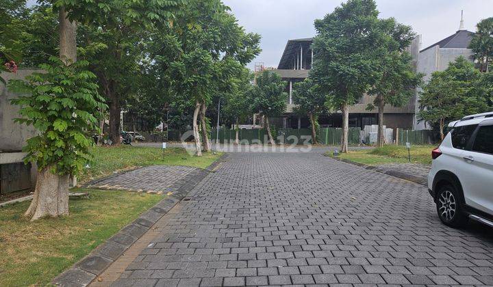 Rumah di Graha family Surabaya , HGB, Butuh Renovasi 2