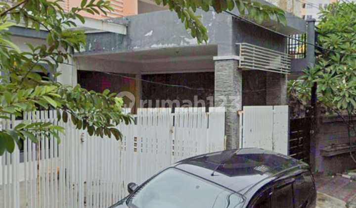 Affordable Auction Sale: House in Darmo Permai Selatan 2