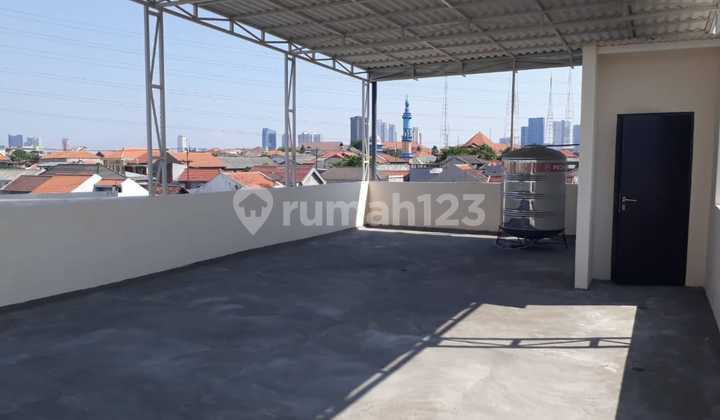 For Rent/Sale Ready-to-Earn Shop House. Balongsari Tama Tandes Surabaya 2