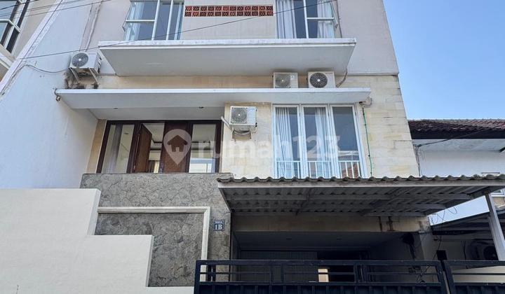 Dijual Rumah Full Furnished With Pooldi Nusa Dua Bali