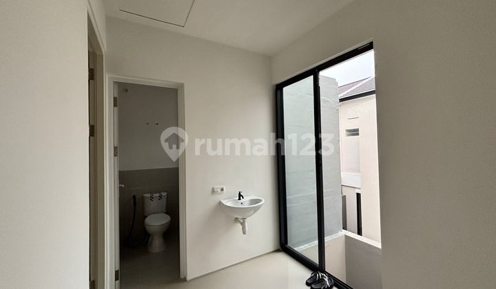 For Rent 3 Br House in Amesta Living Rungkut East Surabaya 2