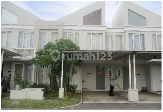 Auction of Grand Pakuwon Cluster Adelaide House .tandes West Surabaya