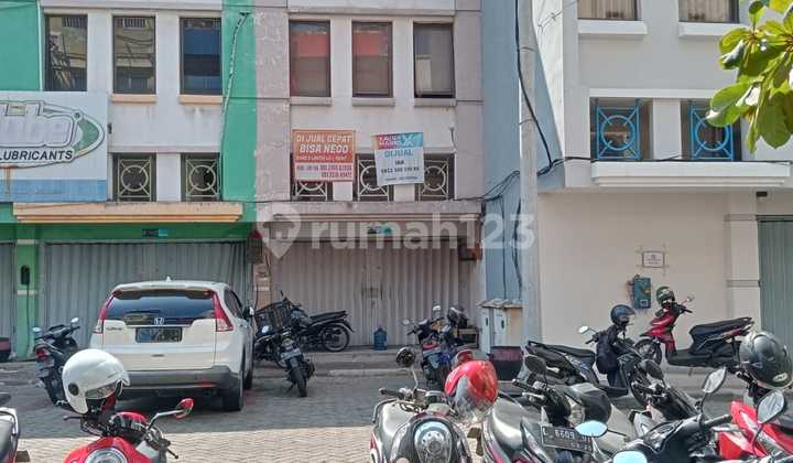 For Sale Cheap Via Auction Mangga Dua Wonokromo Surabaya Shop Complex 2