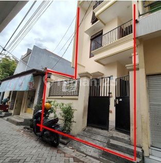 Dijual Via Lelang Rumah 3 Lantai di Gembong Kapasari Surabaya