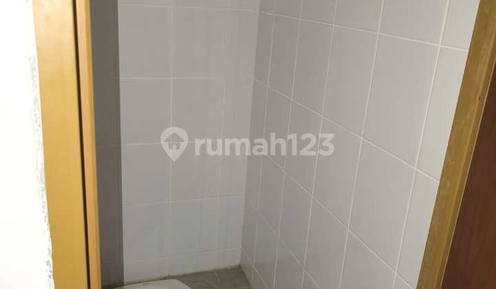 Disewakan Apartment Water Place 3 Br .Furnished Surabaya Barat 2