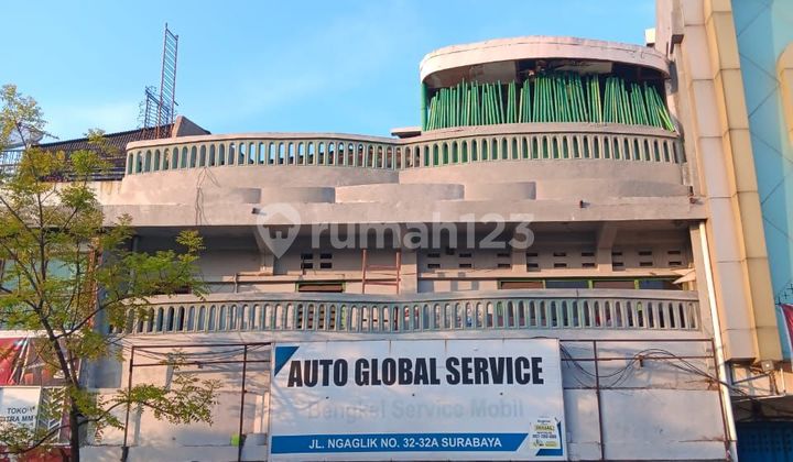 Commercial Property in Ngaglik, Surabaya City. Affordable Price. Suitable for Business.