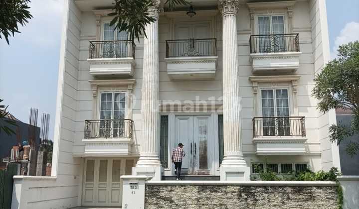 Dijual Via Lelang Rumah di Citraland Rafles Garden Surabaya