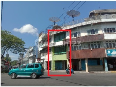 For Sale Via Auction Shop House on Bunguran Street, Pabean Cantikan, Surabaya 2