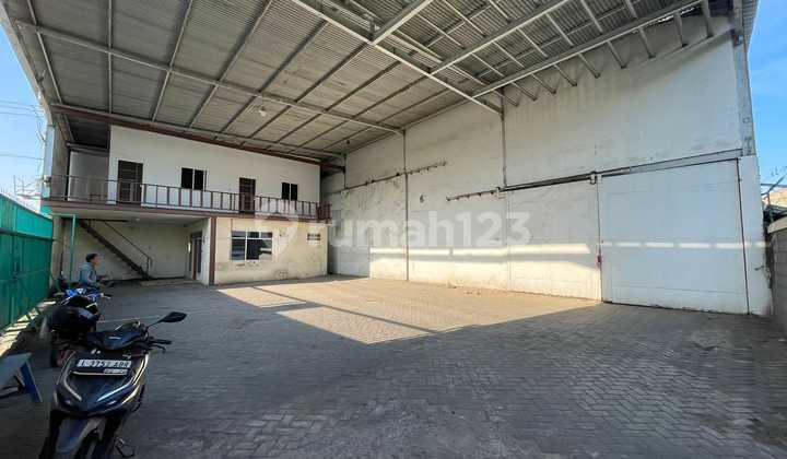 Special Clean Warehouse Location Near Tandes Toll Road