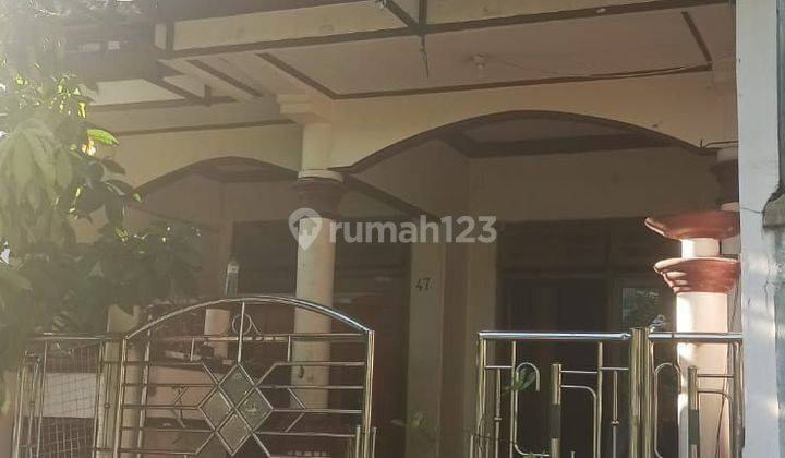 Rumah Di Dukuh Pakis Surabaya Pusat Padat Penduduk, Dekat 0 Jalan Raya 1