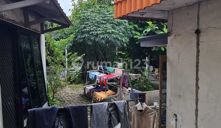 For Sale: Shop House on Jenggolo Street, Sidoarjo, Strategic Location, Facing Main Road. 2