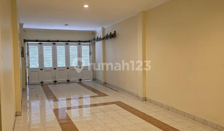 For Sale Luxury House Tebet South Jakarta Strategic Location 2