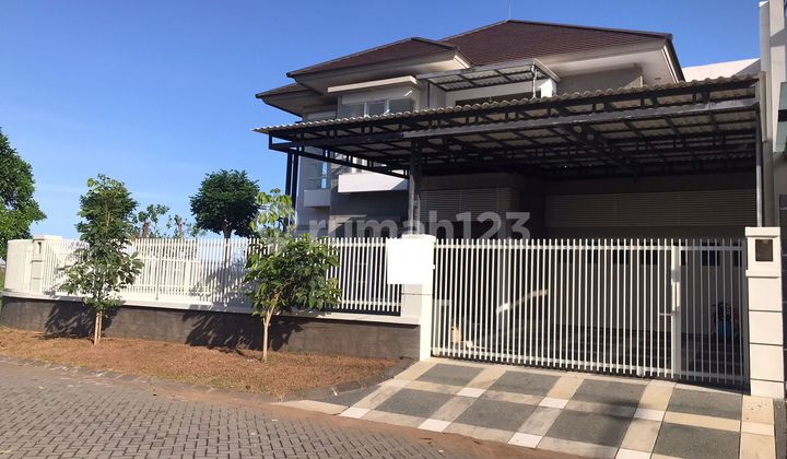 Luxury House in Puri Galaxi Bamboo Lakes East Surabaya