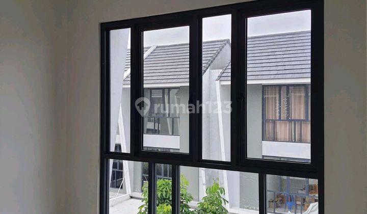 Rumah Di Royal Residen Wiyung Surabaya Cluster Serenade 1