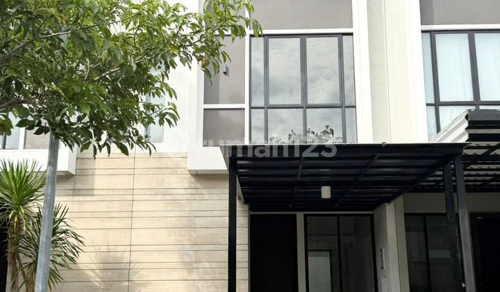 Northwest Park 2 Lantai Split Level Siap Huni Full Renovasi