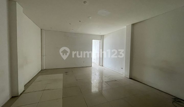 Ruko di Raya Dian Istana Lokasi Strategis dan Bagus untuk Investasi