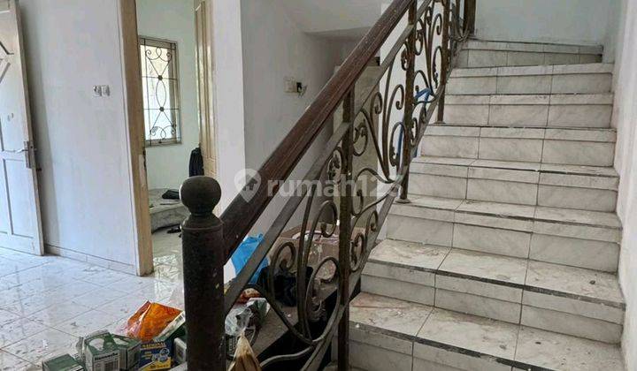 Rumah Minimalis Sorento Pakuwon City Surabaya 2