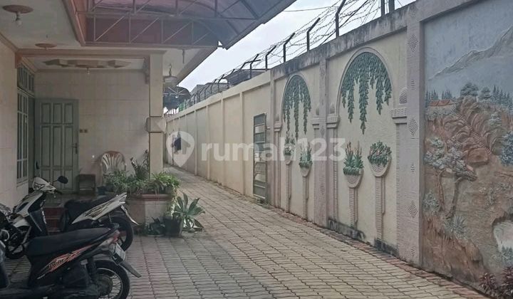Gudang Dan Rumah Di Tanah Merah Dekat Jembatan Suramadu
