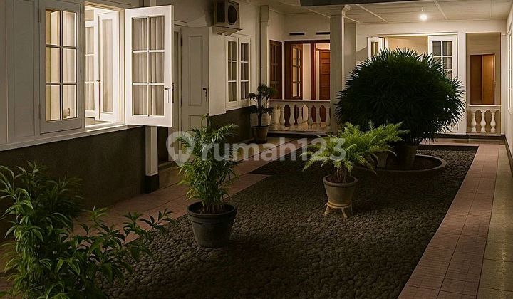 Rumah Dan Pabrik Di Deket Pasar Kliwon Surakarta