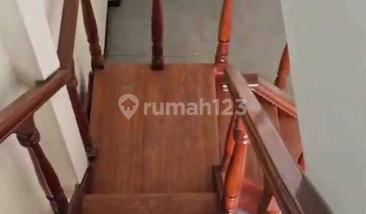 Disewakan Rumah Baru Renovasi Siap Huni di Ngagel Surabaya 2