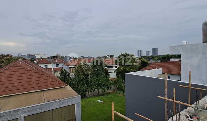 Rumah Baru Premium Dengan Private Pool & Rooftop Di Summerbliss, Lippo Cikarang 2