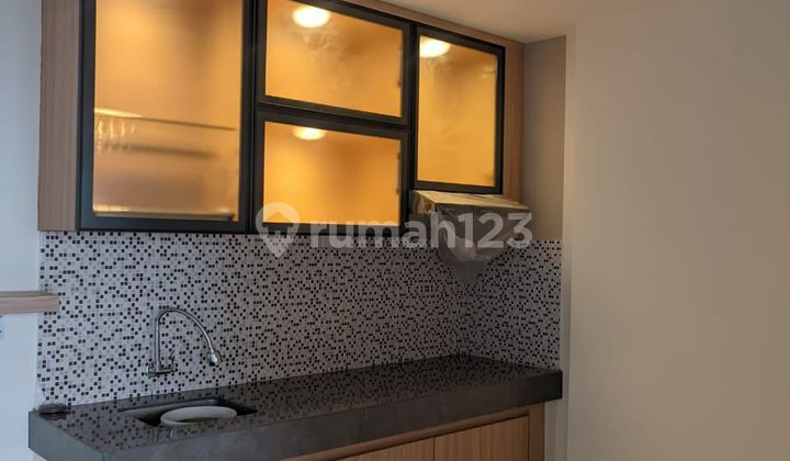 Apartemen Puncak Dharmahusada 2 Br Pool View 2