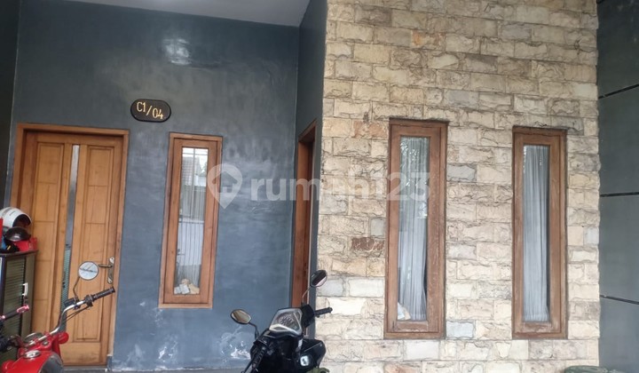2-Story House Located Near Puspa Agro Market 2