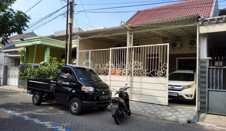 Rumah Di Surabaya Barat Dekat Mall, Jalan Raya 1