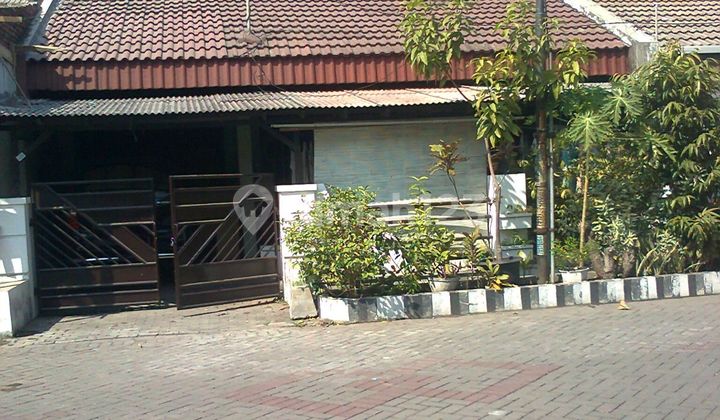 Rumah Rungkut - Lokasi Strategis Suasana Nyaman