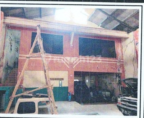 Sold via Auction: Warehouse or Business House on Jalan Bromo, Malang