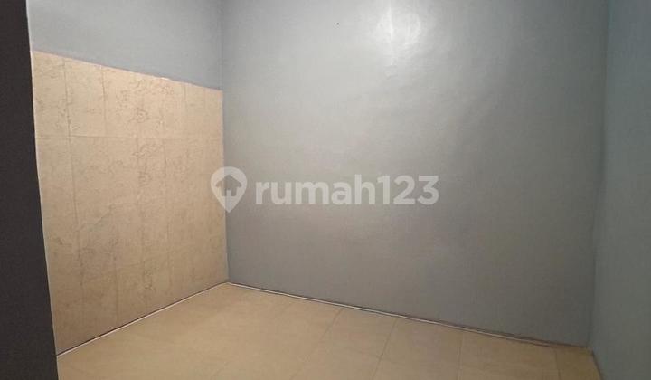 Darmo Indah Timur Tandes House, Surabaya Strategic Location 2