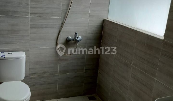 Rumah Baru di Grand Pakuwon Cluster Gladstone Surabaya 2