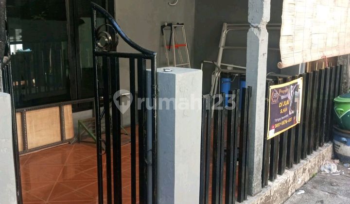 Rumah Pribadi Di Surabaya Kota Letak Strategis Dekat Jalan Raya