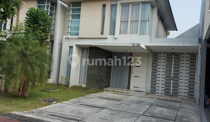 Rumah - Pakuwon Indah "The Mansion" Lokasi Strategis Rumah - Pakuwon Indah "The Mansion" Lokasi Strategis