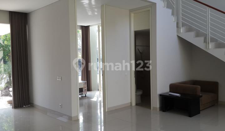 Rumah - Pakuwon Indah "The Mansion" Lokasi Strategis 2