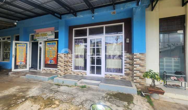 For Sale by Auction: Kotakusuma House in Gresik, Ideal for Investment and Business 2